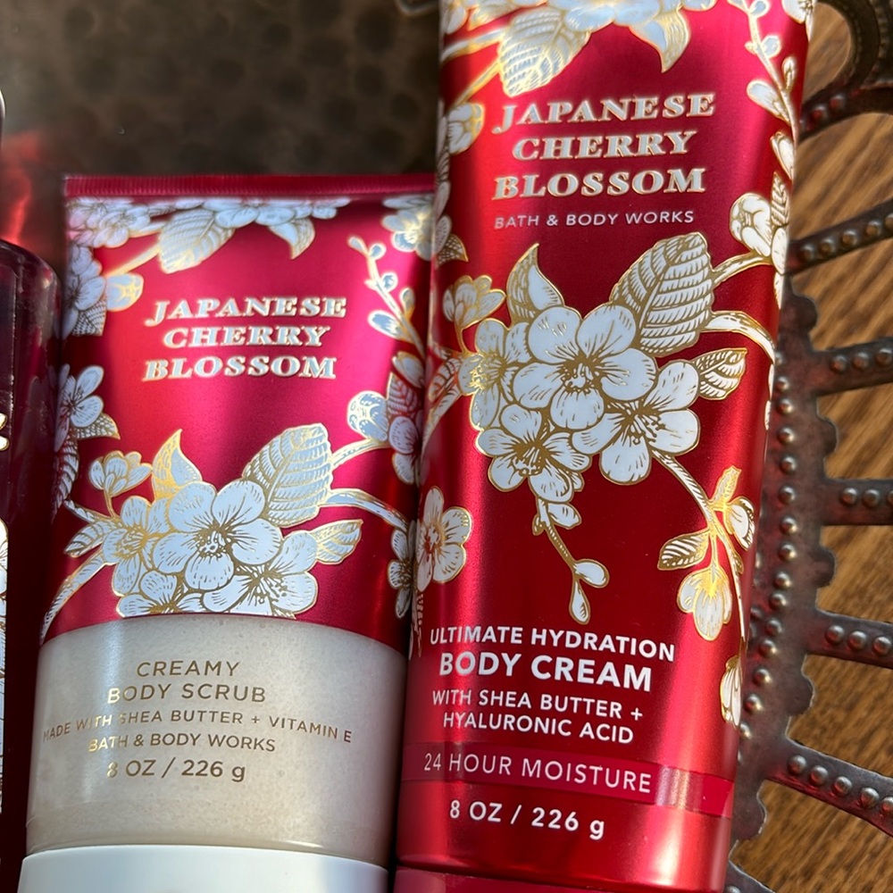 NEW! BATH & BODY WORKS Creamy Body Scrub JAPANESE CHERRY BLOSSOM Shea Butter - Picture 12 of 13